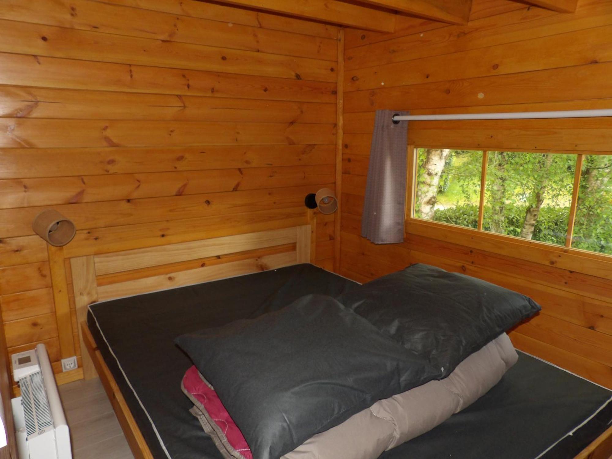 Camping Smile & Braudieres Mezieres-sous-Lavardin Экстерьер фото