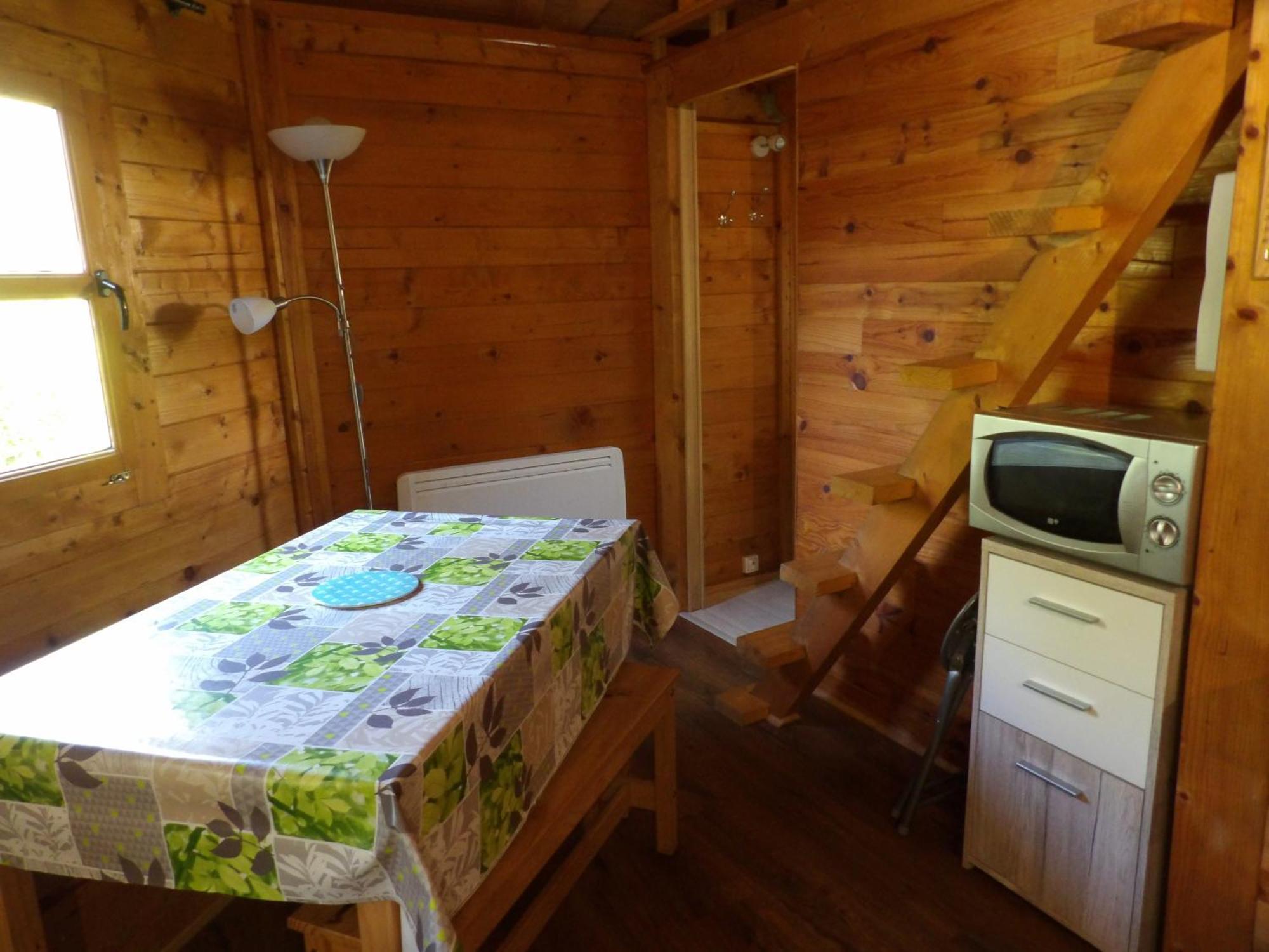 Camping Smile & Braudieres Mezieres-sous-Lavardin Экстерьер фото