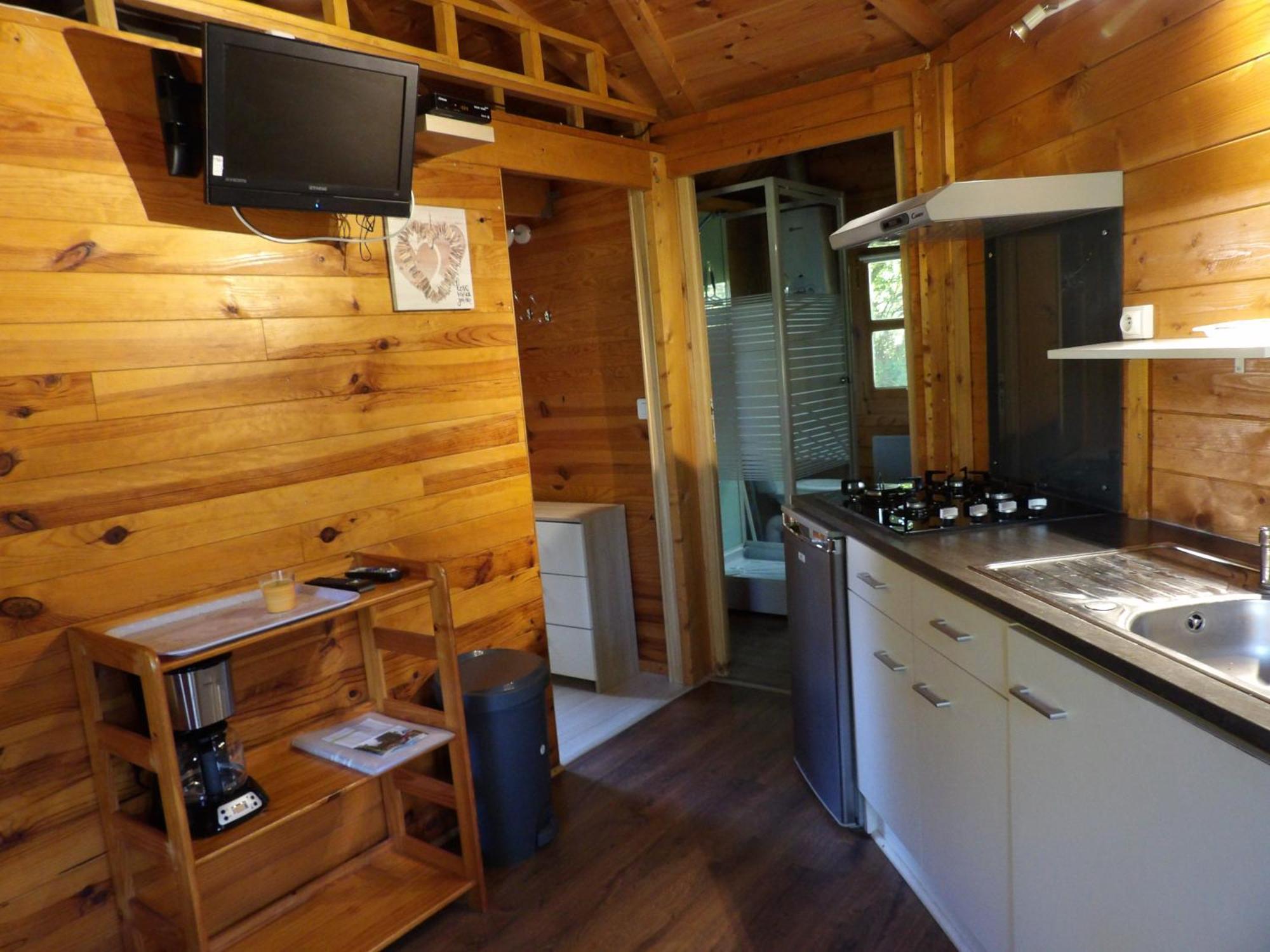 Camping Smile & Braudieres Mezieres-sous-Lavardin Экстерьер фото