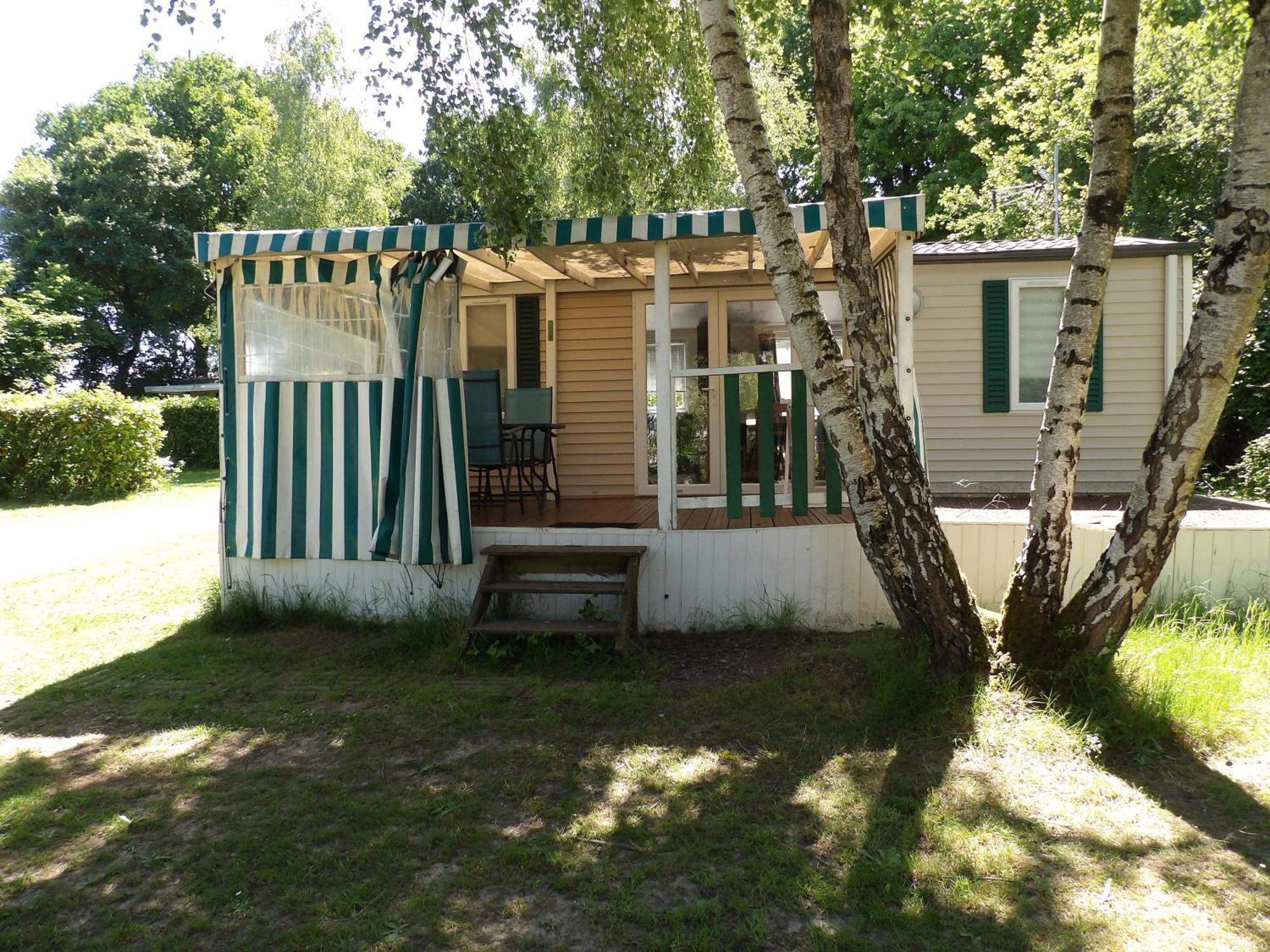 Camping Smile & Braudieres Mezieres-sous-Lavardin Экстерьер фото